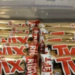 are left and right twix the same